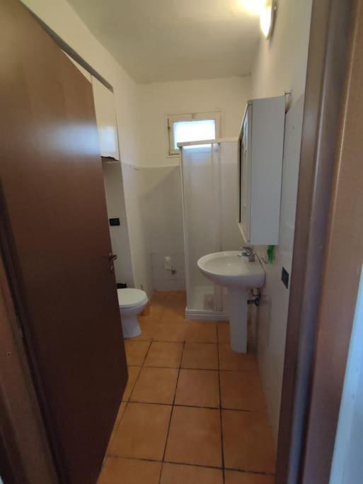 Appartamento A 5 Min Dal Centro Tortone Extérieur photo